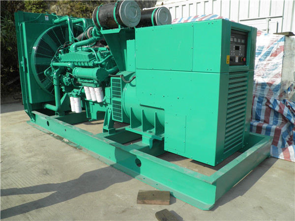 余江出租发电机 发电机组厂家：柴油发电机组的控制屏的作用是什么？