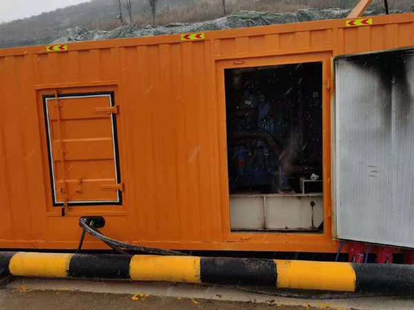 余江出租发电机-船用柴油发电机的工作原理是怎么样的？