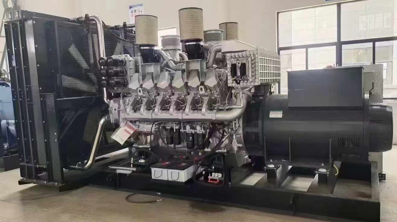余江800KW柴油发电机组可以带动多少kw的设备？