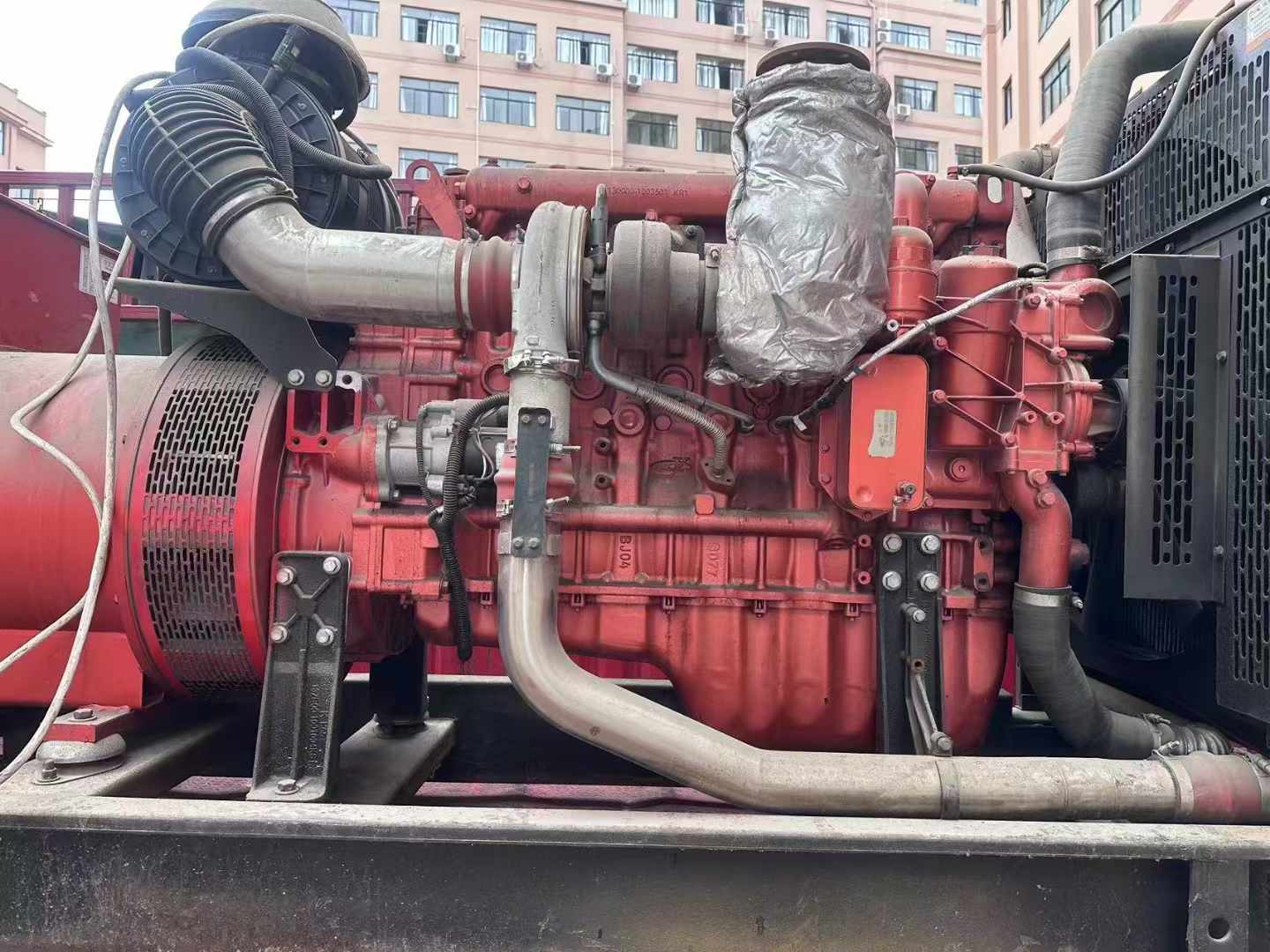 余江如何选择适合 600kW 柴油发电机组的过载保护器？