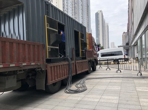 余江低温环境下，柴油发电机组电池充满电的具体时间受哪些因素影响？